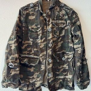 Heartloom Green Camouflage Military Jacket